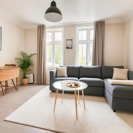 Twin Flats 1st Floor In Centre - Norwegians Minimum Age 25 * Bergen